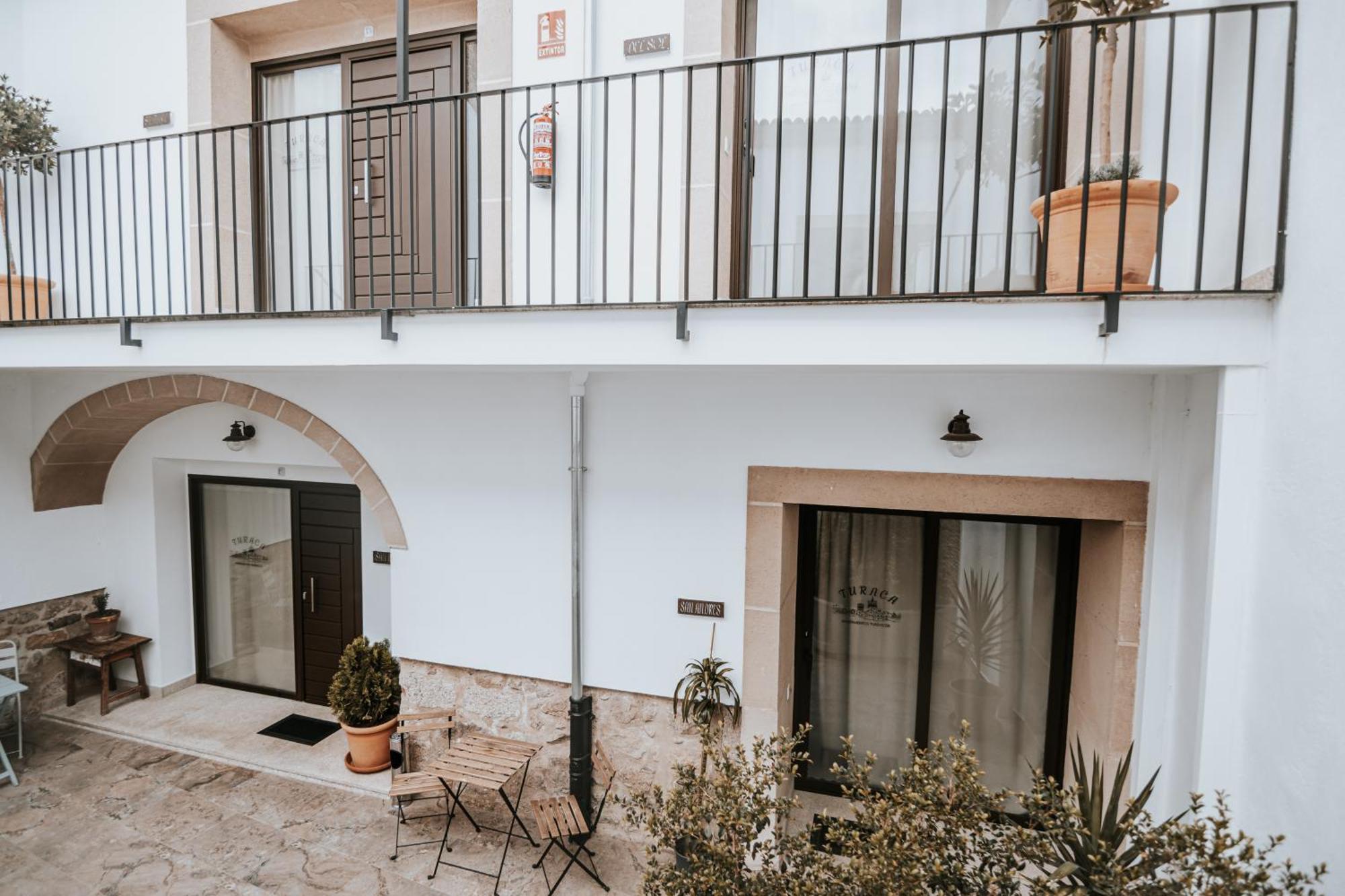 Apartamentos Turaca Trujillo Exterior photo